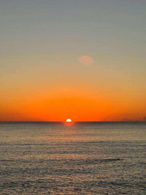 Apartment Spacious 4-Bedroom Manly Apartment, 2 Min Walk To Beach & Ferry