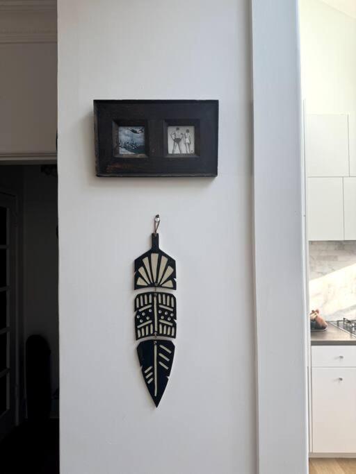 Spacious 4-Bedroom Manly Apartment, 2 Min Walk To Beach & Ferry *