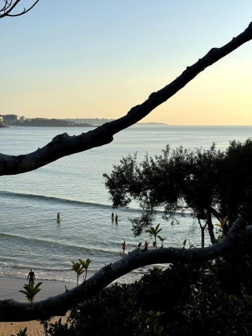 Spacious 4-Bedroom Manly Apartment, 2 Min Walk To Beach & Ferry * Sydney