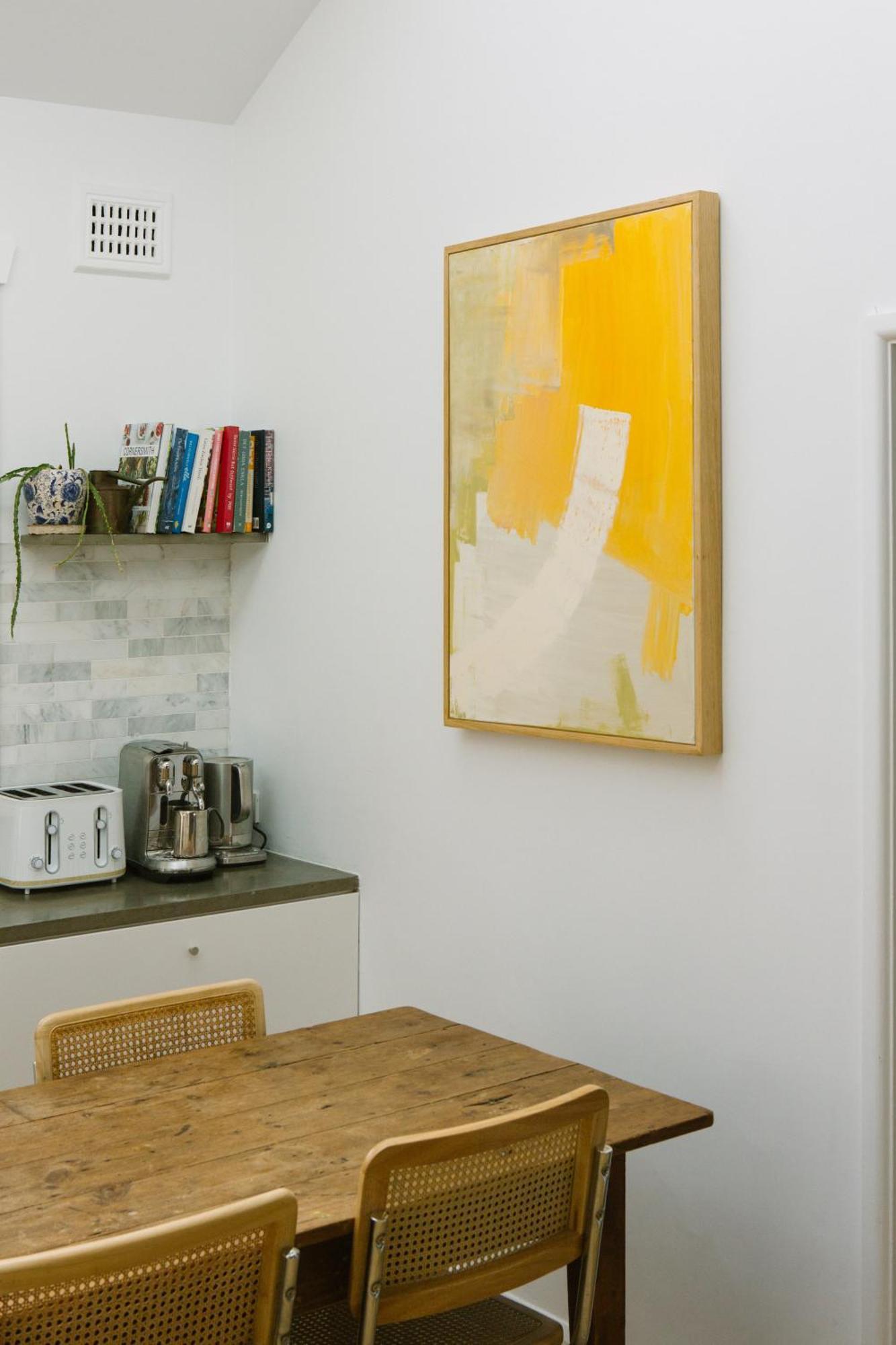 Spacious 4-Bedroom Manly Apartment, 2 Min Walk To Beach & Ferry