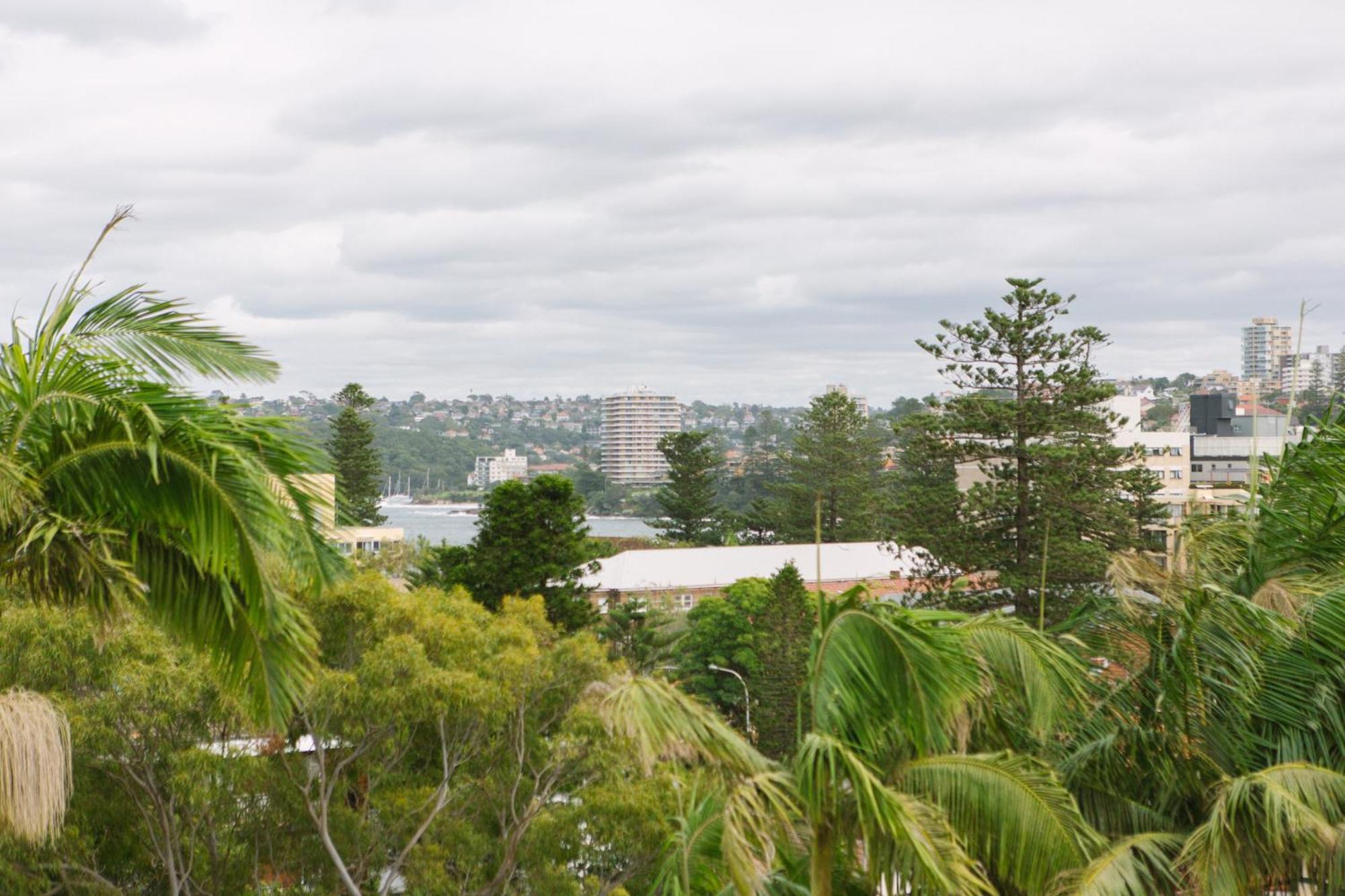 Spacious 4-Bedroom Manly Apartment, 2 Min Walk To Beach & Ferry * Sydney